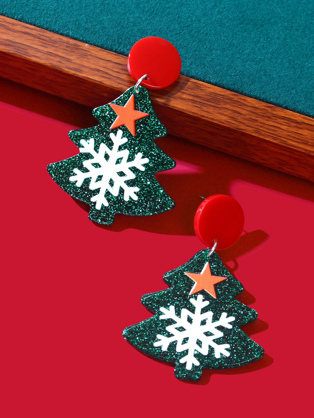 Green Christmas Tree with Star Snowflake Acrylic Stud Earrings