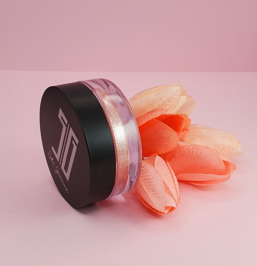 Solo Giovane Peach Shine Bright Highlighting Powder - Shimmer Highlighter