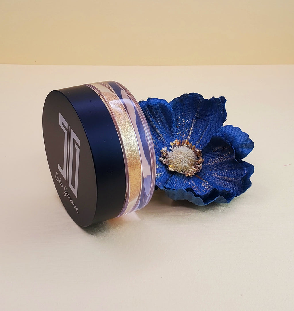 Solo Giovane Gold Shine Bright Highlighting Powder - Shimmer Highlighter